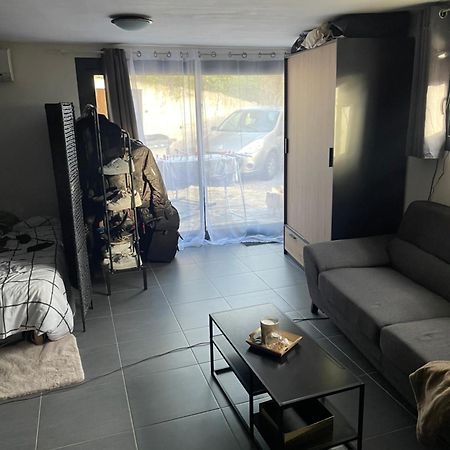 Studio Cosy Avec Grand Jardin Privatif Oasis Provencale A Taradeau Екстериор снимка